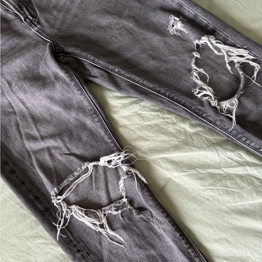 Grey/Black AE Ripped Mom Jeans